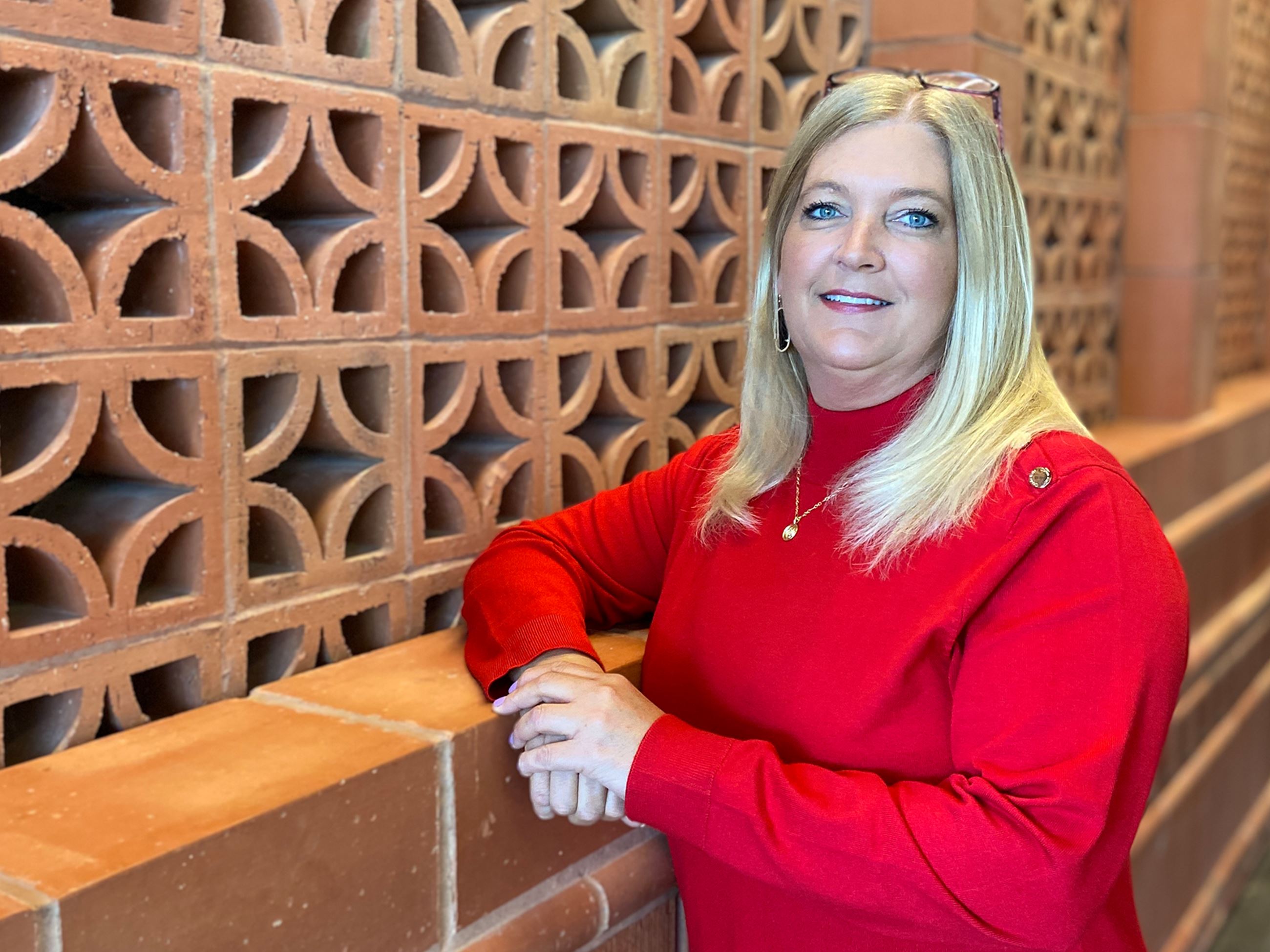 Deborah Binder Headshot